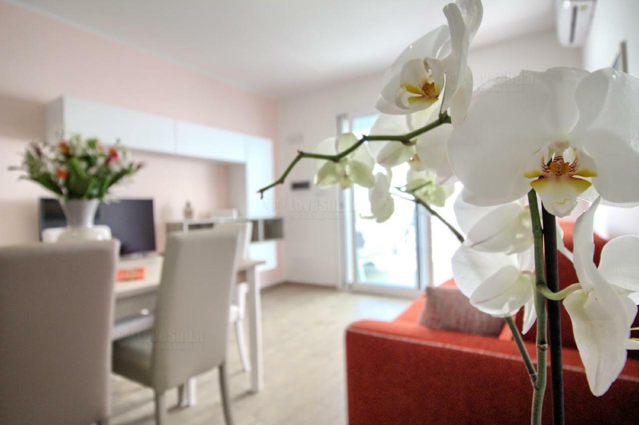 Jacuzzi Holiday Homes By Lovesud Santa Maria di Leuca ภายนอก รูปภาพ